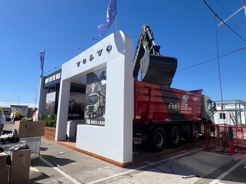 Stand VOLVO en Expo San Juan Minera 2026